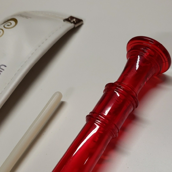 Kids Red Recorder Instrument - Picture 3 of 5
